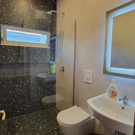 Holiday home Cozy Villa, Golem Beach. Golem (Tirana)