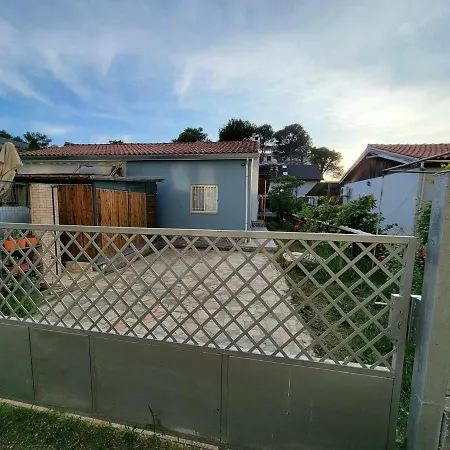 Cozy Villa, Beach. Casa vacanze Golem (Tirana)