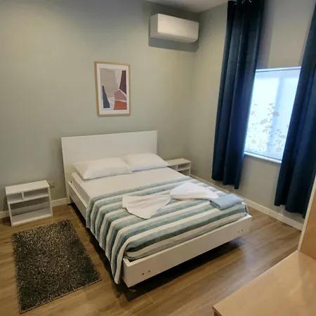Cozy Villa, Beach. 펜션 골렘